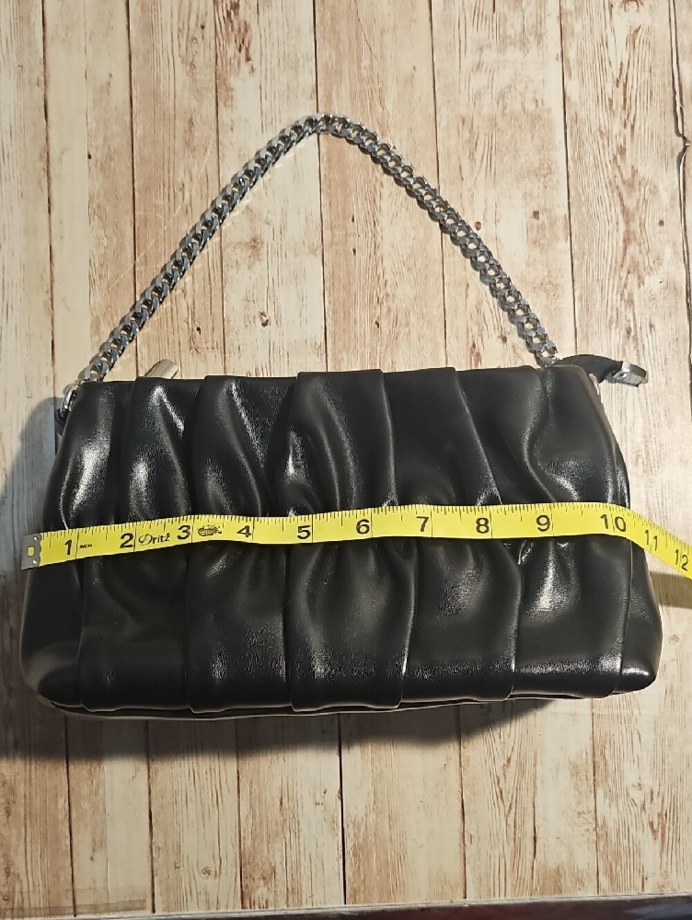 Black Ruched Chain-Handle Shoulder Bag - Picture 6 of 8